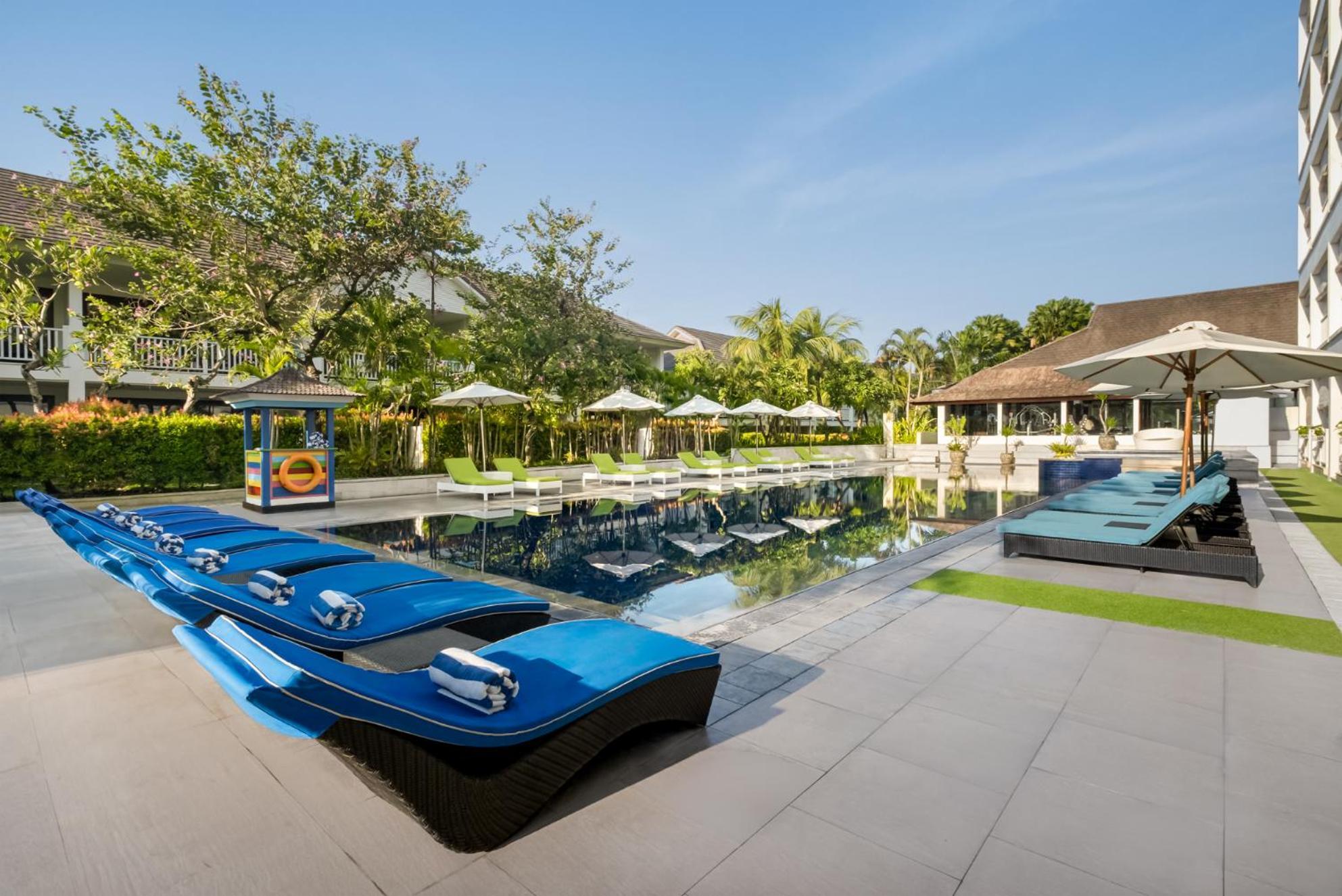 塞米亚克蒙提格度假村 外观 照片 The swimming pool at the hotel